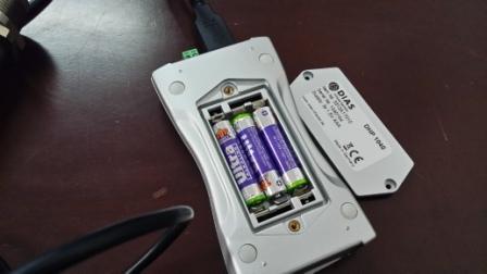 3節(jié)堿性AAA電池供電